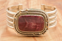 Artie Yellowhorse Genuine Purple Spiny Oyster Shell Native American Bracelet